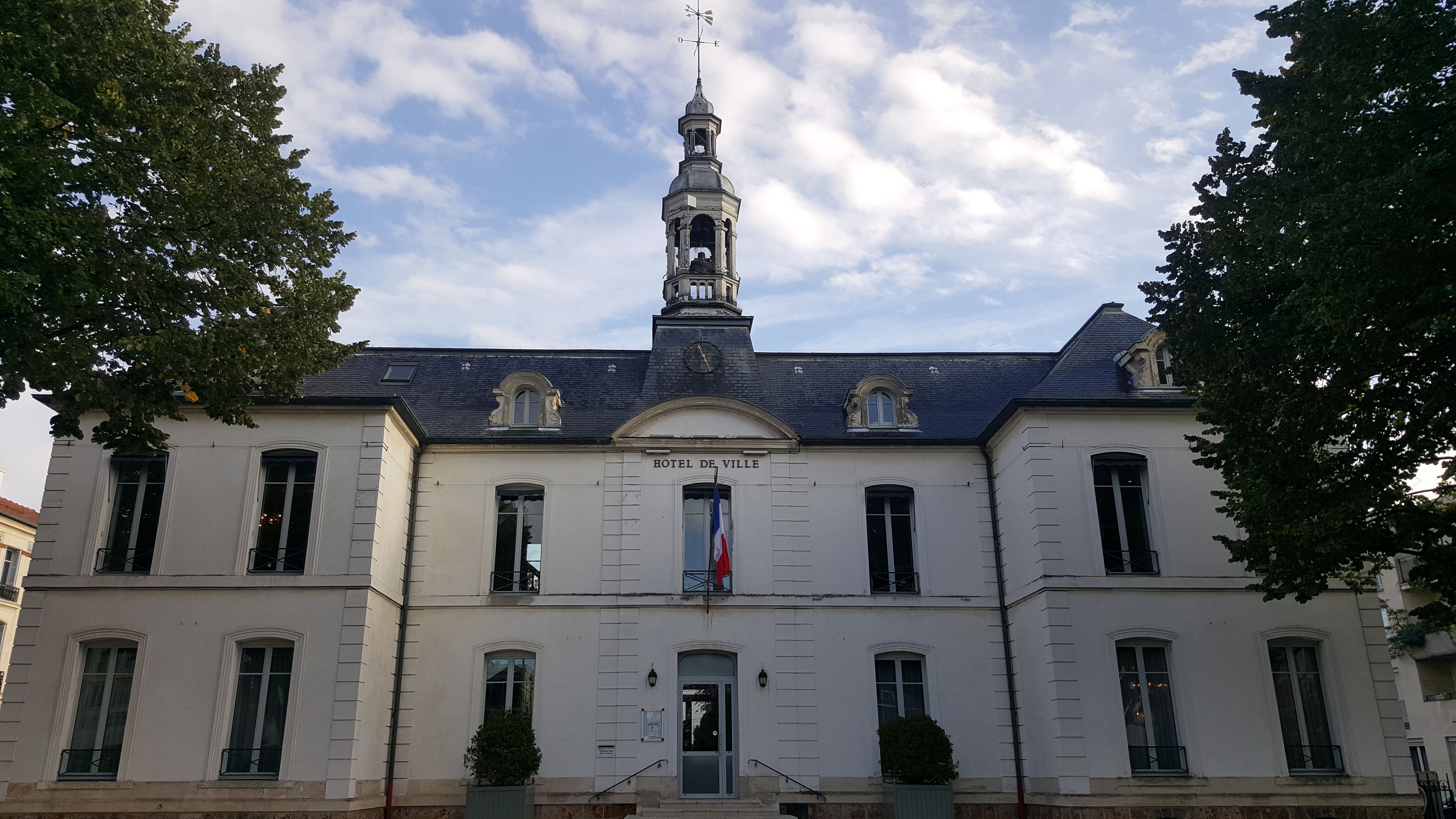 Services municipaux / La mairie - Ville de Chatou - Le ...